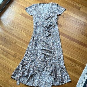 Simplee size S wrap dress